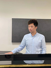 鋼琴導師余俊威