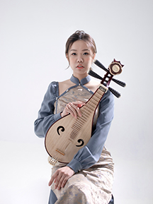 柳琴、中阮導師黃諾韻